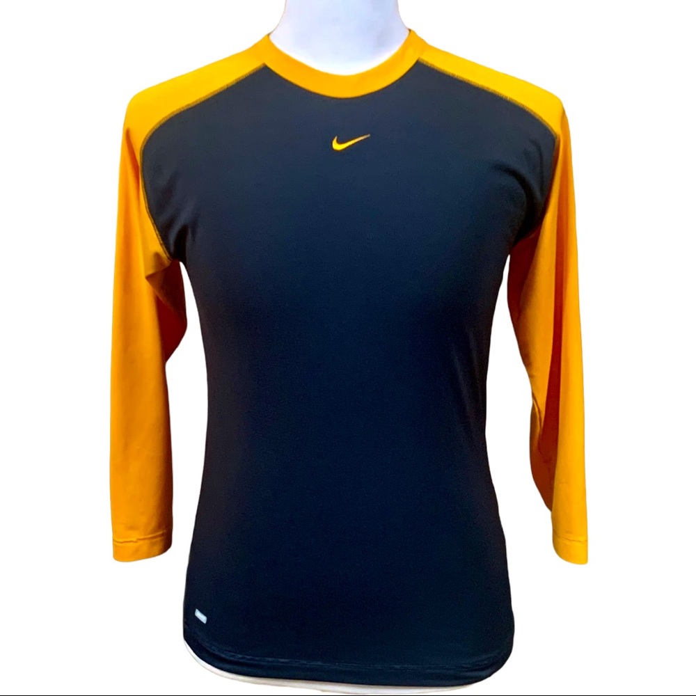 Nike Boys Dri-Fit long sleeve compression shirt With Design Black & Yellow Large